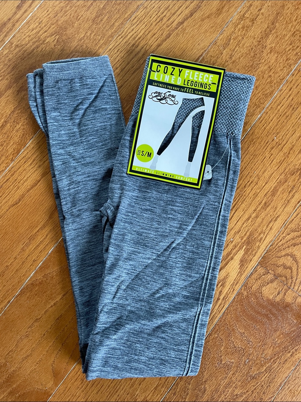NWT Cozy Fleece Lined Gray Women’s Leggings - S/M